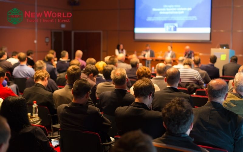 tổ chức hội nghị